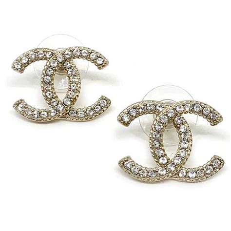 boucle d'oreille chanel femme|Boucles d'oreilles Chanel femme occasion .